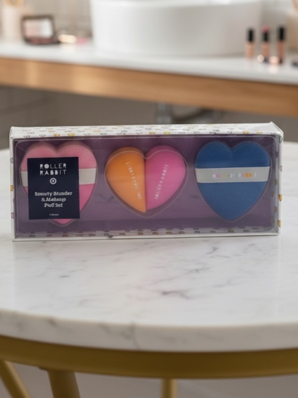 Roller Rabbit beauty, blender & makeup sponge set